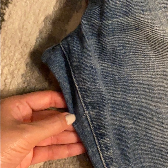 AMO Tomboy Relaxed Jeans - Picture 8 of 13